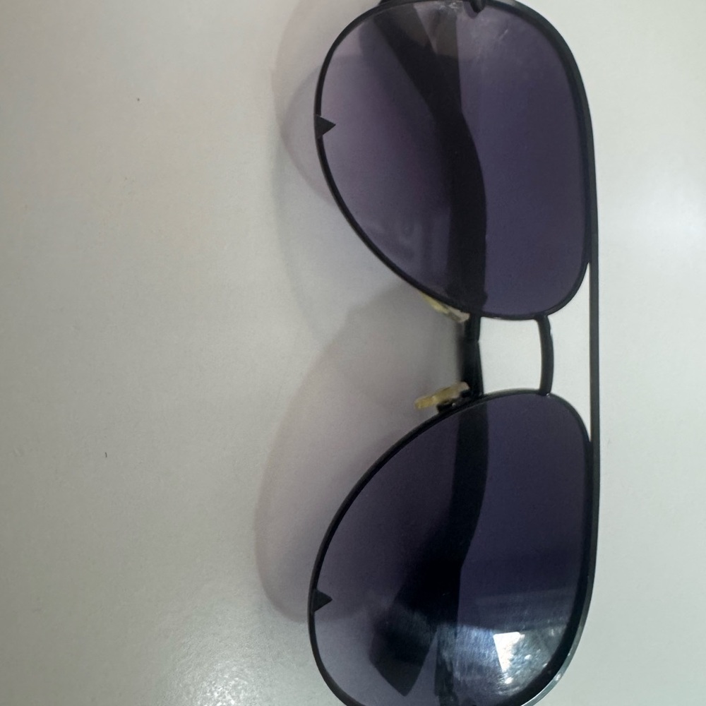 Classic Black Aviator Sunglasses
